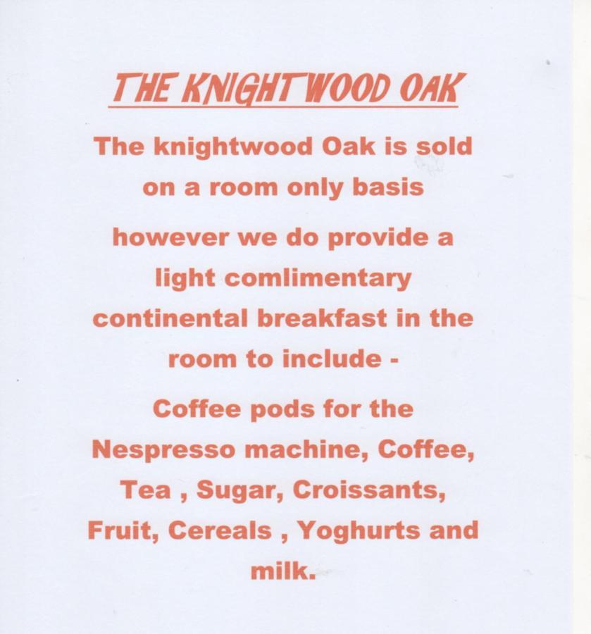 The Knightwood Oak A Luxury King Size En-Suite Space - Lymington New Forest With Totally Private Entrance - Key Box Entry - Free Parking & Private Outdoor Seating Area - Town ,Shops , Pubs & Solent Way Walking Distance & Complimentary Breakfast Items المظهر الخارجي الصورة